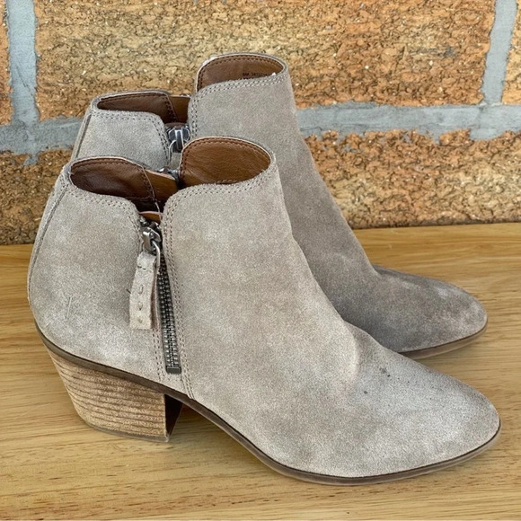 Frye Double Zip Ankle Boot Ash Judith 6 - Picture 1 of 10